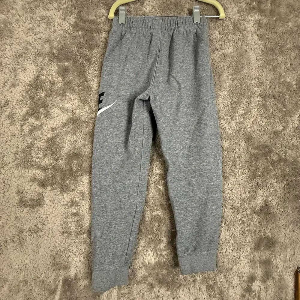 Nike Gray Black White Sweatpants Joggers Boys Size 6 7 Swoosh Logo
